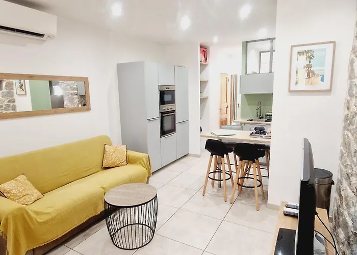 Plein De Charme - Hyper Centre Ajaccio (Corsica)